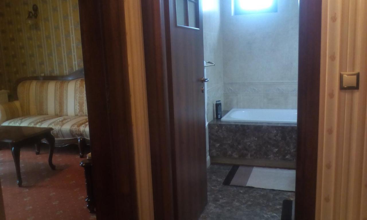 Casa-Le-Baron Διαμέρισμα Σάτου Μάρε Εξωτερικό φωτογραφία